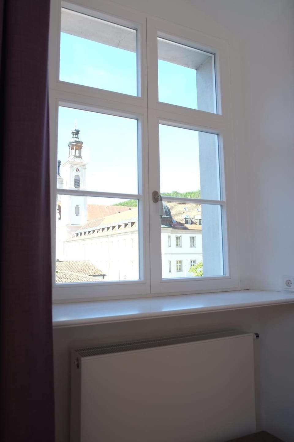 Bedroom, Landmark view
