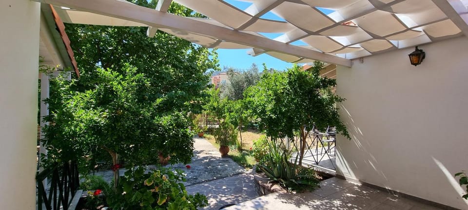 Garden, Balcony/Terrace, Garden view