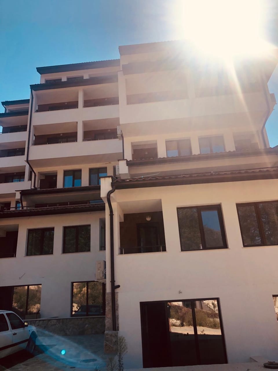 Facade/entrance