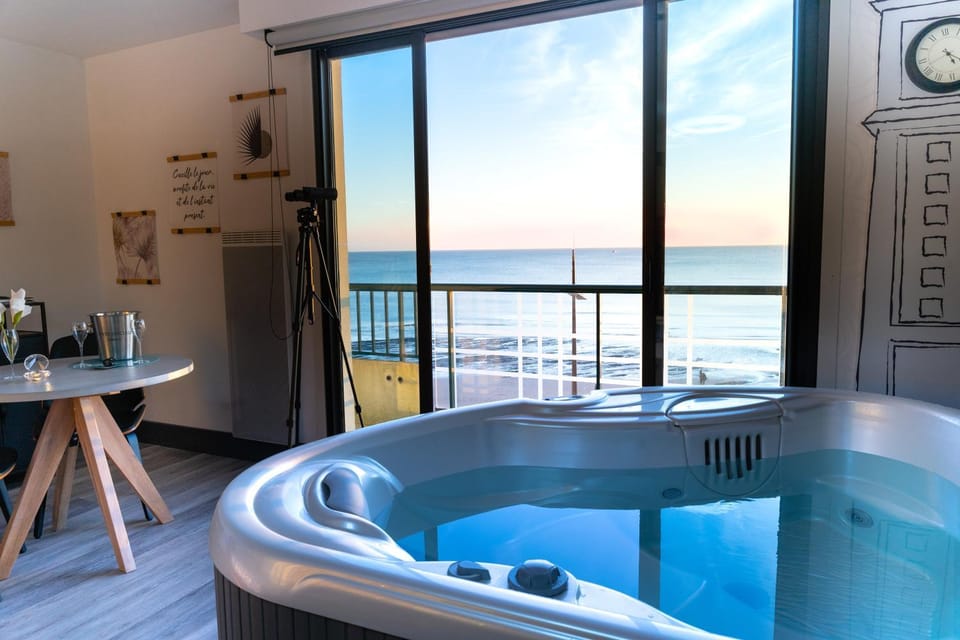 Au Charm'Sablais Apartment in Les Sables-d'Olonne