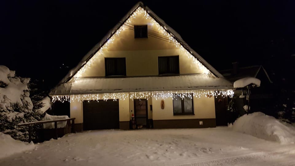 Property building, Winter