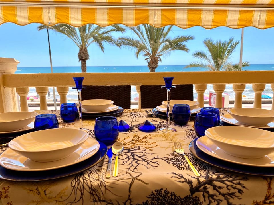 Dining area, Sea view