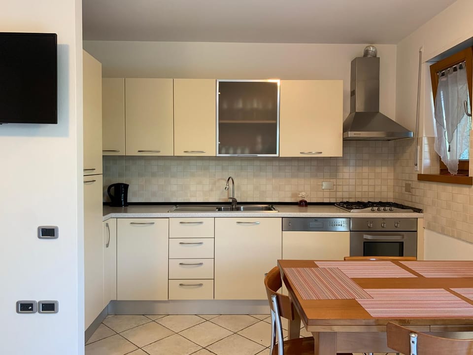 Appartamento Ivonn con giardino Apartment in Riva del Garda