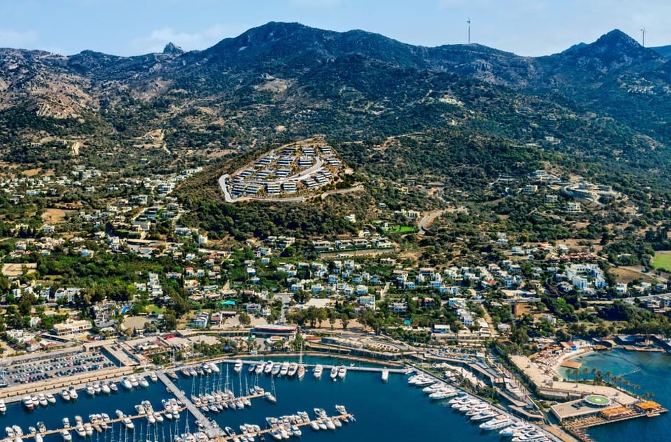 Nearby landmark, Day, Natural landscape, Bird's eye view, City view, Sea view