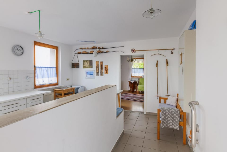 Kitchen or kitchenette, Living room, Seating area, Dining area, kitchen