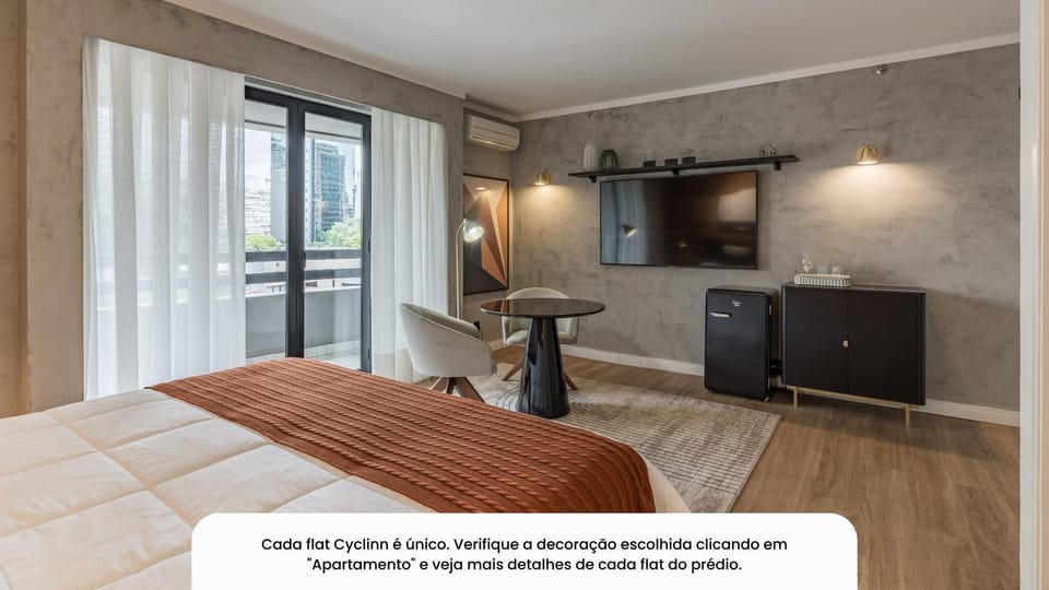 Bed, TV and multimedia, Photo of the whole room, Seating area, Bedroom, minibar, air conditioner