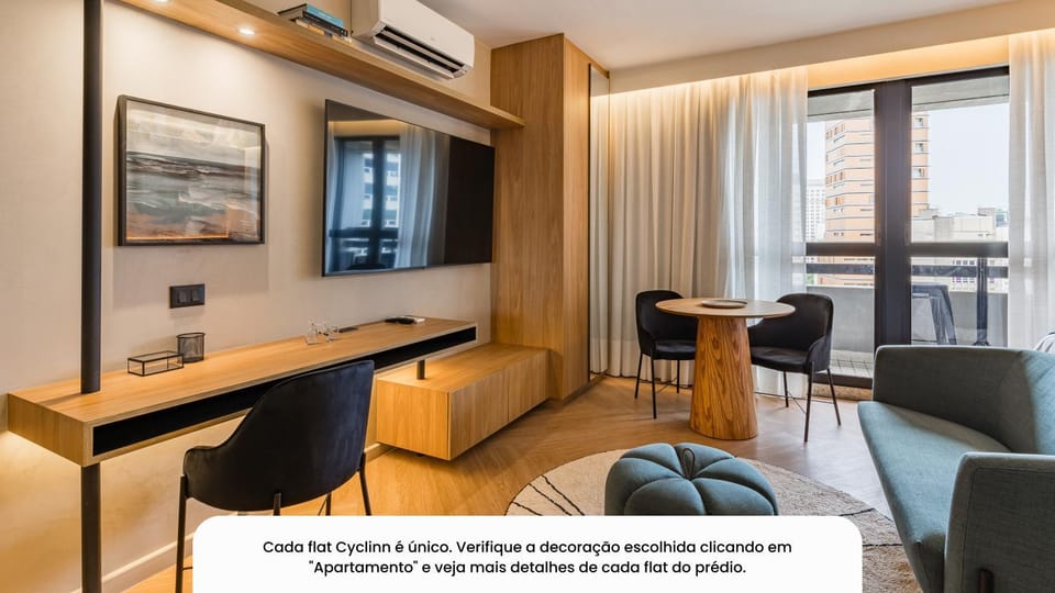 TV and multimedia, Seating area, air conditioner