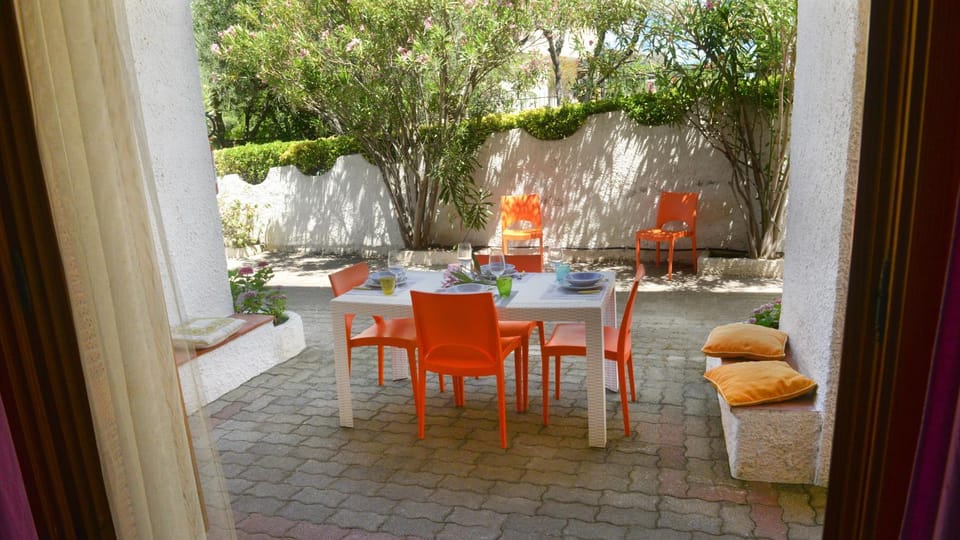 Balcony/Terrace, Lunch, Dinner