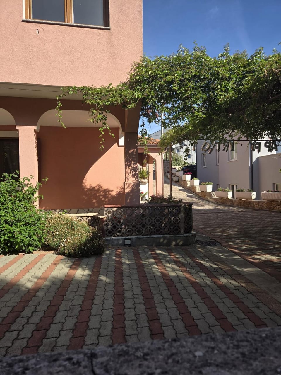 Patio, Day