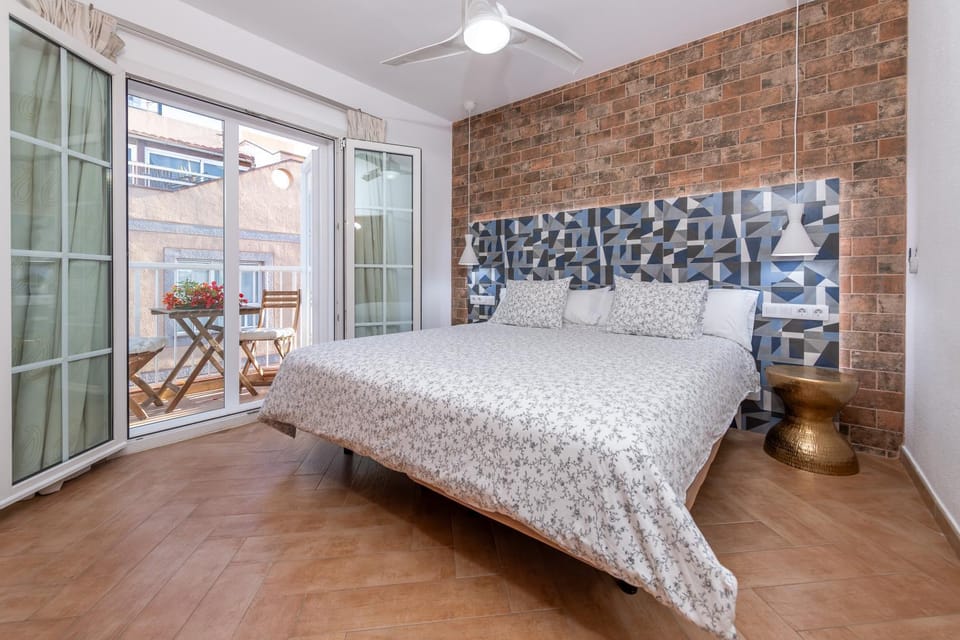 Bed, Balcony/Terrace, Bedroom