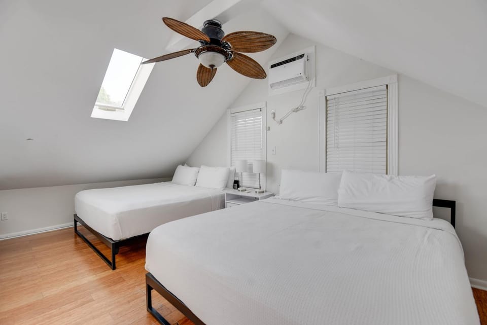 Traveler's Palm Apartment in Key West