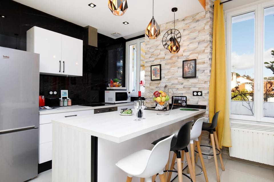 Little Garden YourHostHelper Apartment in Cannes