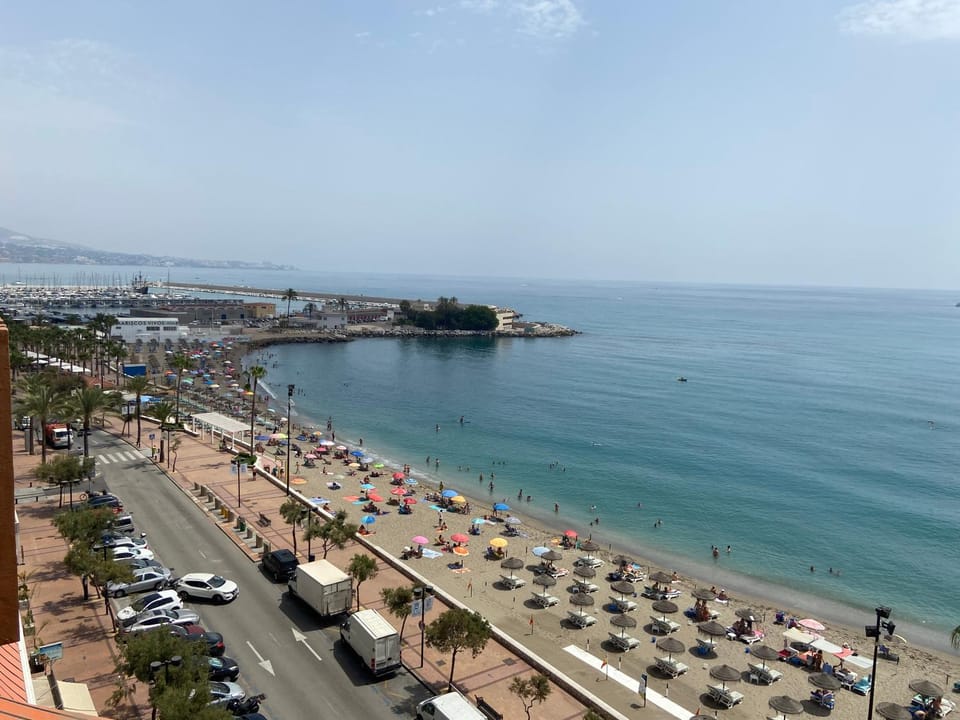 Mediterranean Suite First Line Beach Costa del Sol Apartment in Fuengirola