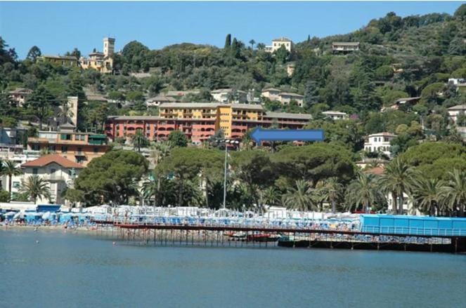 Residence Eurotel da Nella e Stefano Apartment in Rapallo