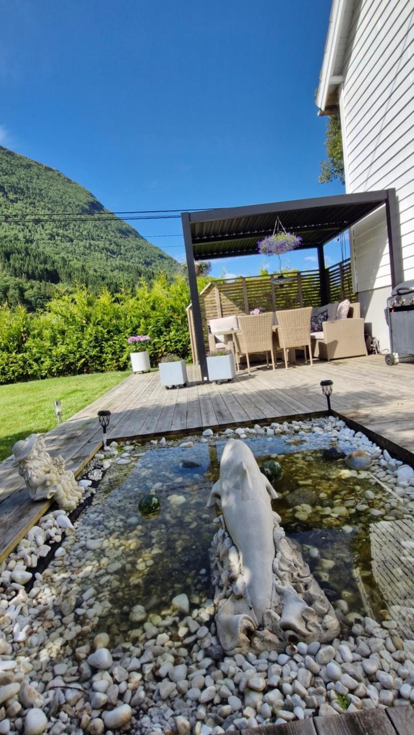 Reinebu House in Vestland