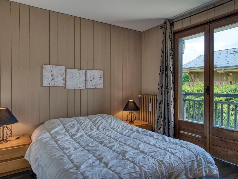 Appart 3 pièces proche télécabine - 5 pers - Wifi - Parking - FR-1-453-229 Cabin in Combloux