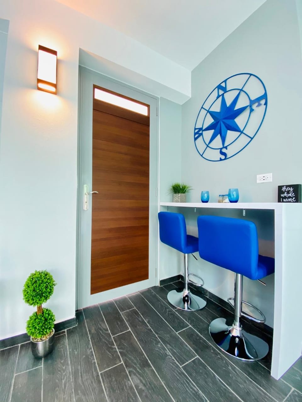 Modern Pool Suite @ Pasavento in Aguadilla Apartment in Borinquen