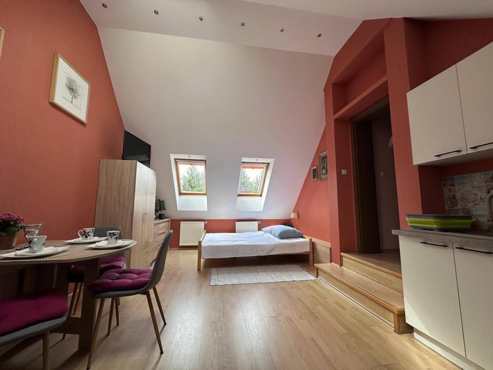 Pokój z aneksem kuchennym do 4 osób- Kuźnia Rybaka Vacation rental in West Pomeranian Voivodeship, Poland