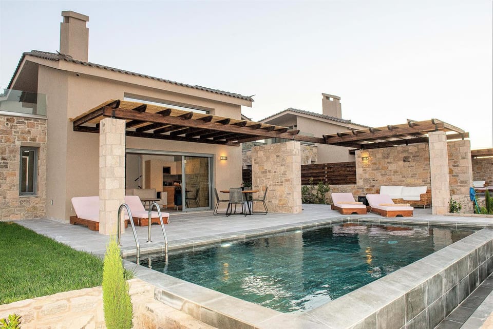 Patio, Garden, Swimming pool, Swimming pool