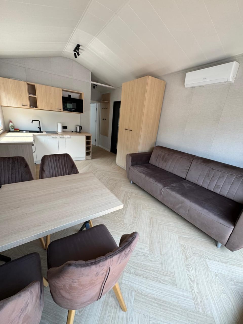 Kitchen or kitchenette, Living room, Seating area, Dining area, stove, wardrobe
