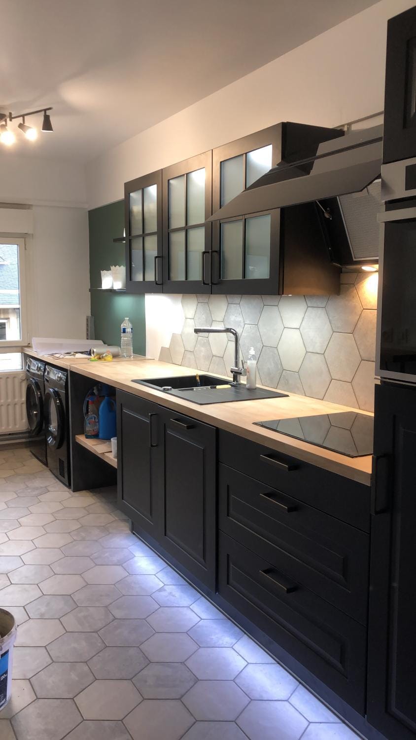 Kitchen or kitchenette
