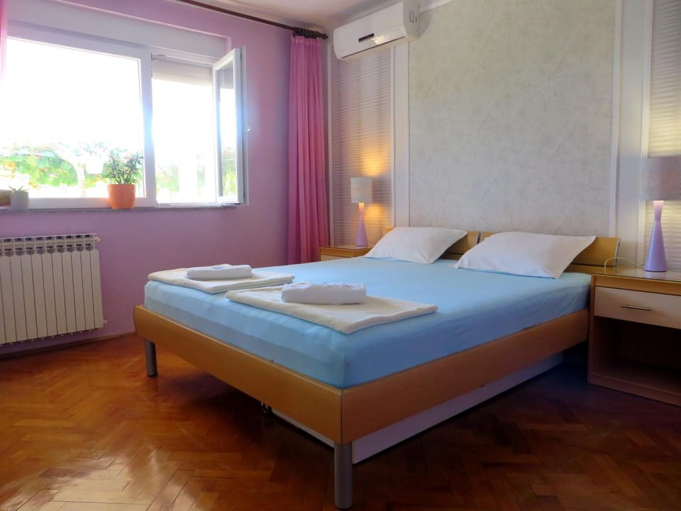Beach apartments Roza - The Garden apartment Apartment in Biograd na Moru