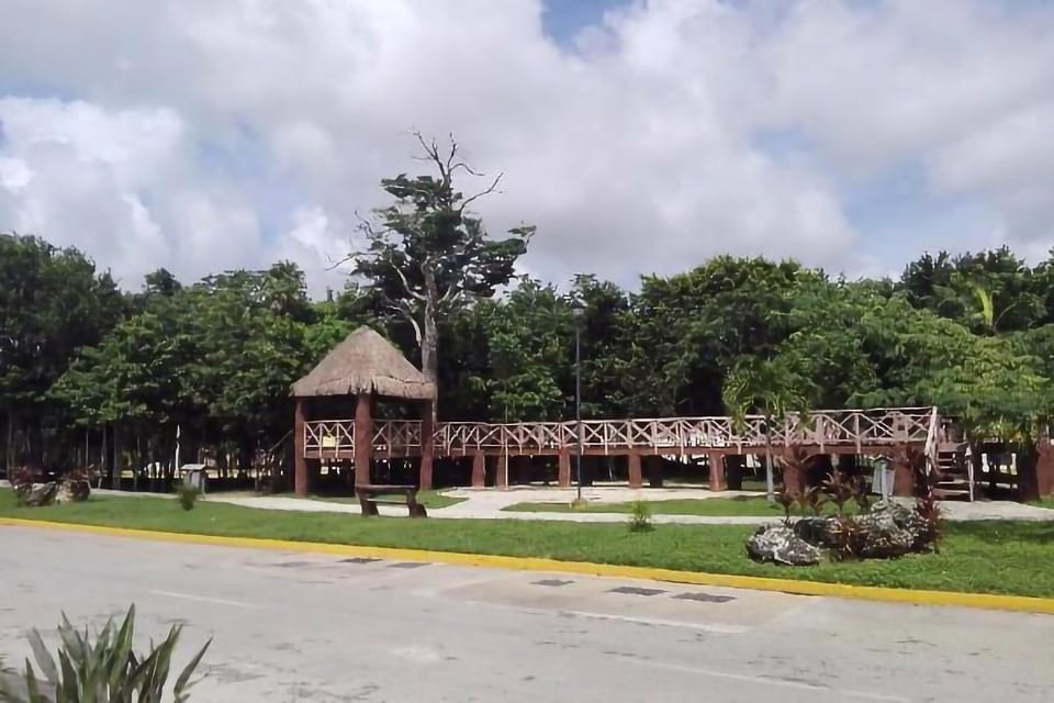 Nearby landmark