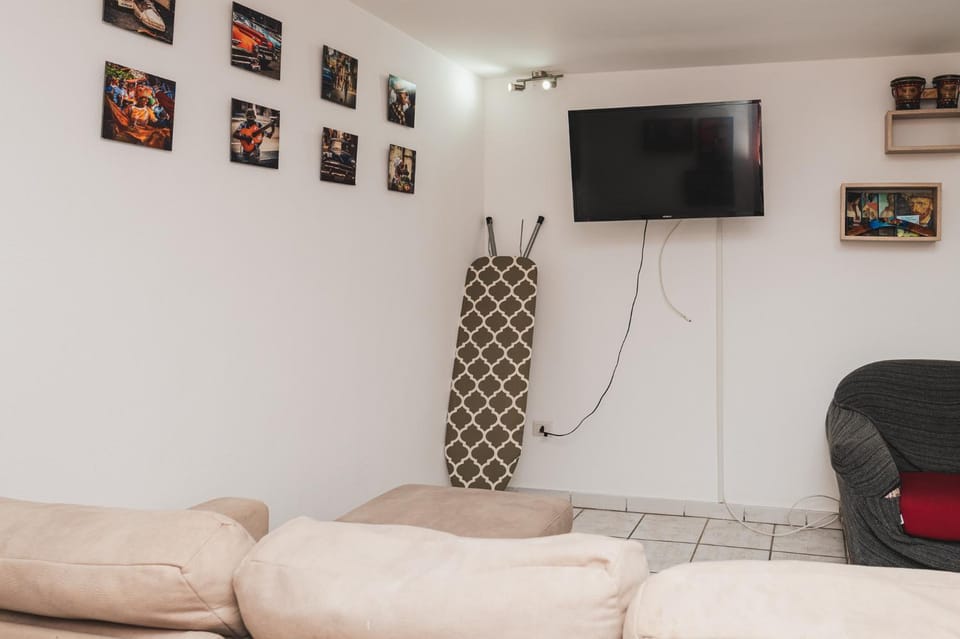 TV and multimedia, Living room