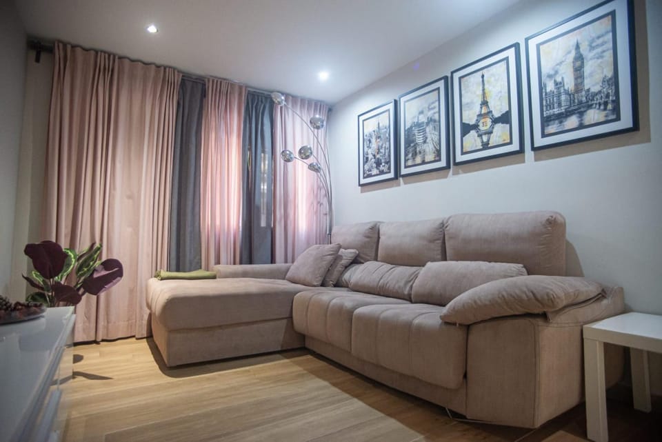 Recién reformado casco histórico con NRU y licencia VT-13953 Apartment in Alcala de Henares