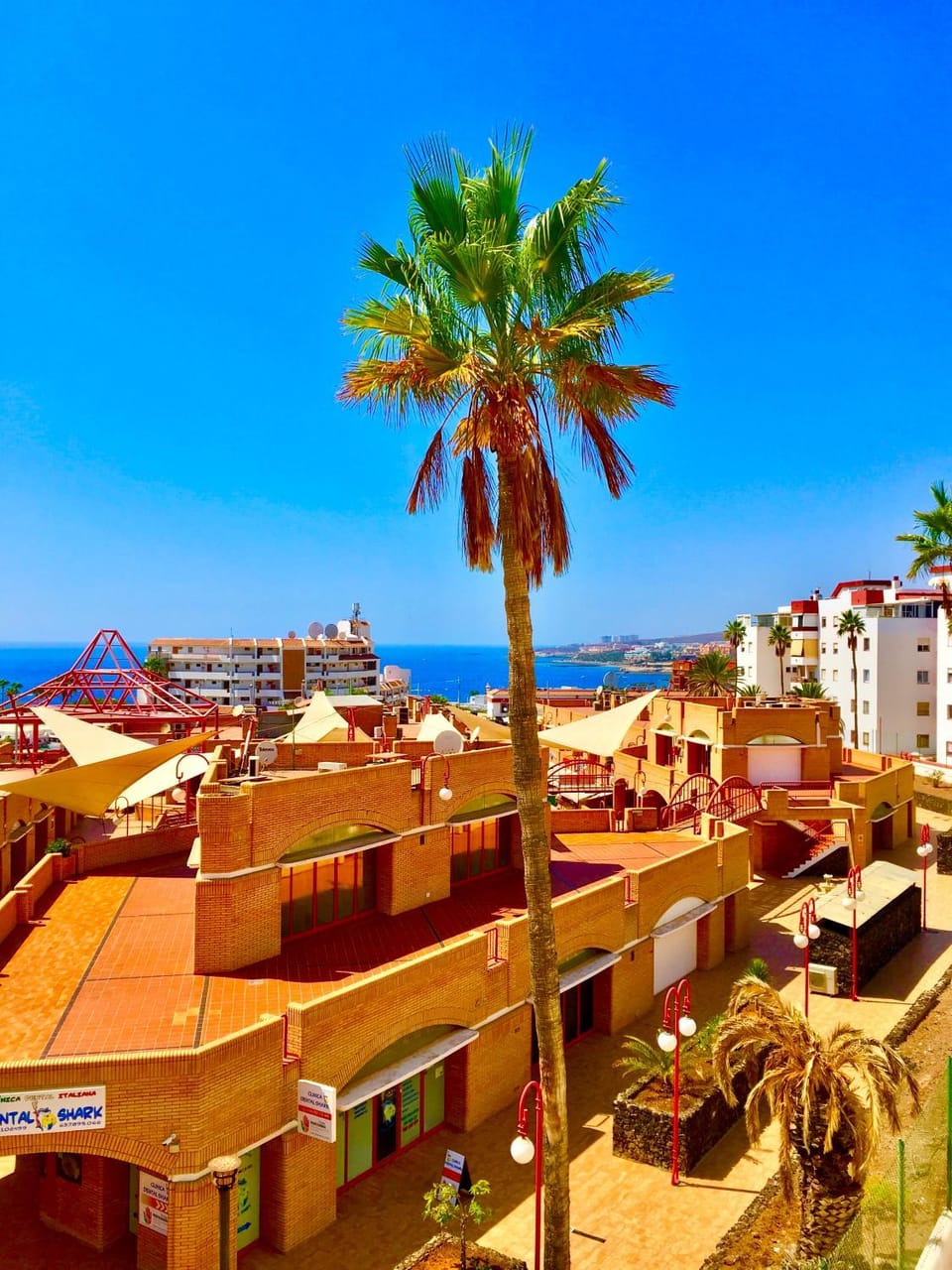 SEA-VIEW APARTMENT WITH a TENNIS COURT Apartment in Costa Adeje