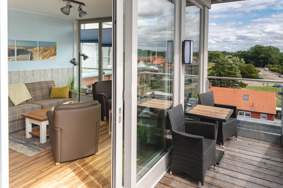 Balcony/Terrace, Living room