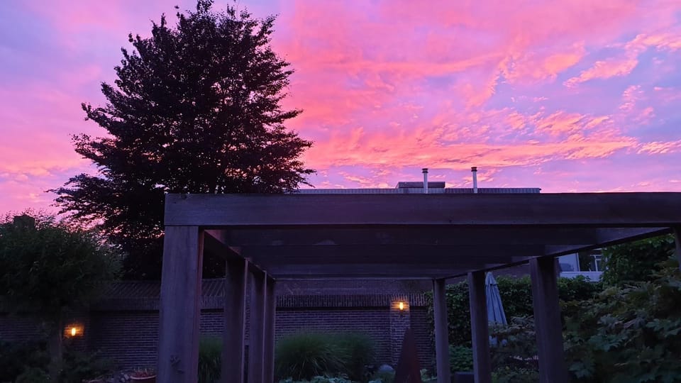 Downtown Hideaway, B&B Grand Deluxe Bed and Breakfast in Eindhoven