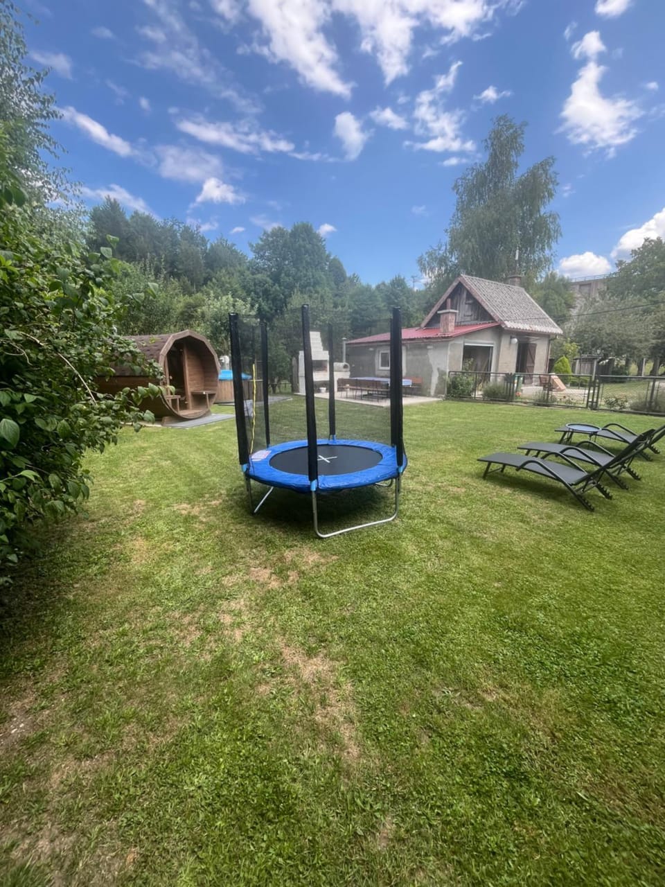 Spring, Day, Natural landscape, Children play ground, Garden, Evening entertainment, Garden view, sunbed