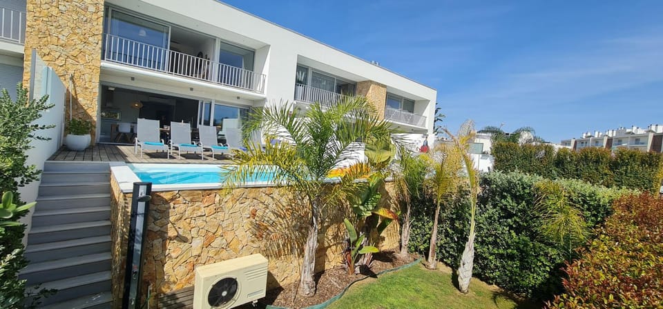 View (from property/room), Garden view, Pool view, Swimming pool, sunbed