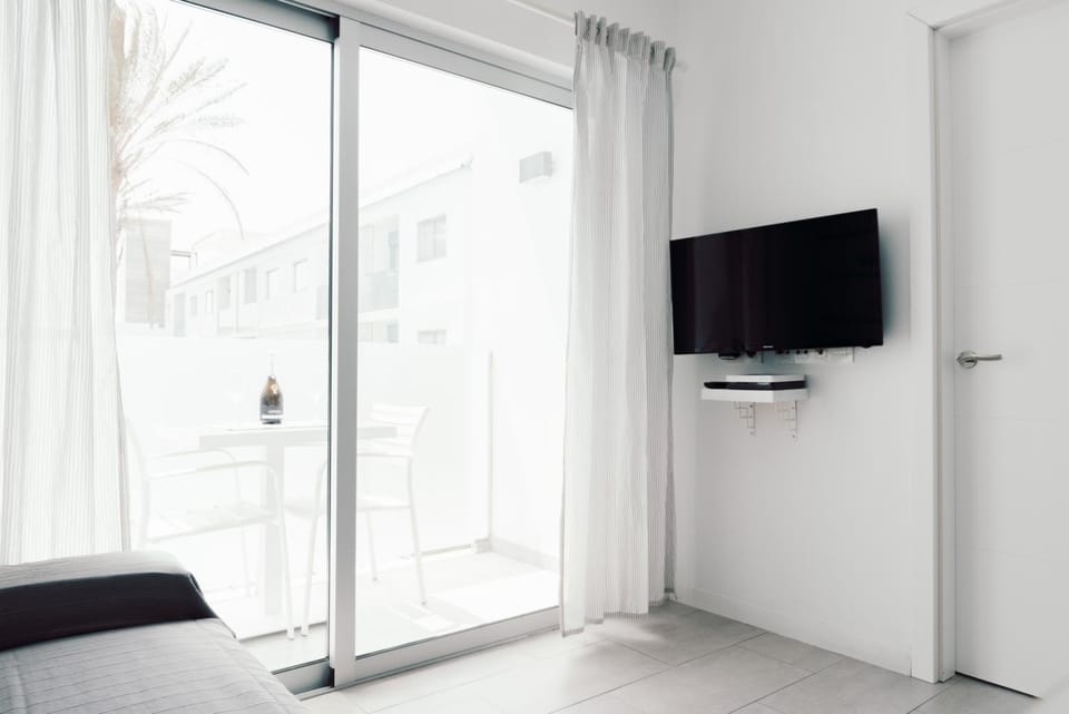 TV and multimedia, Balcony/Terrace, Living room