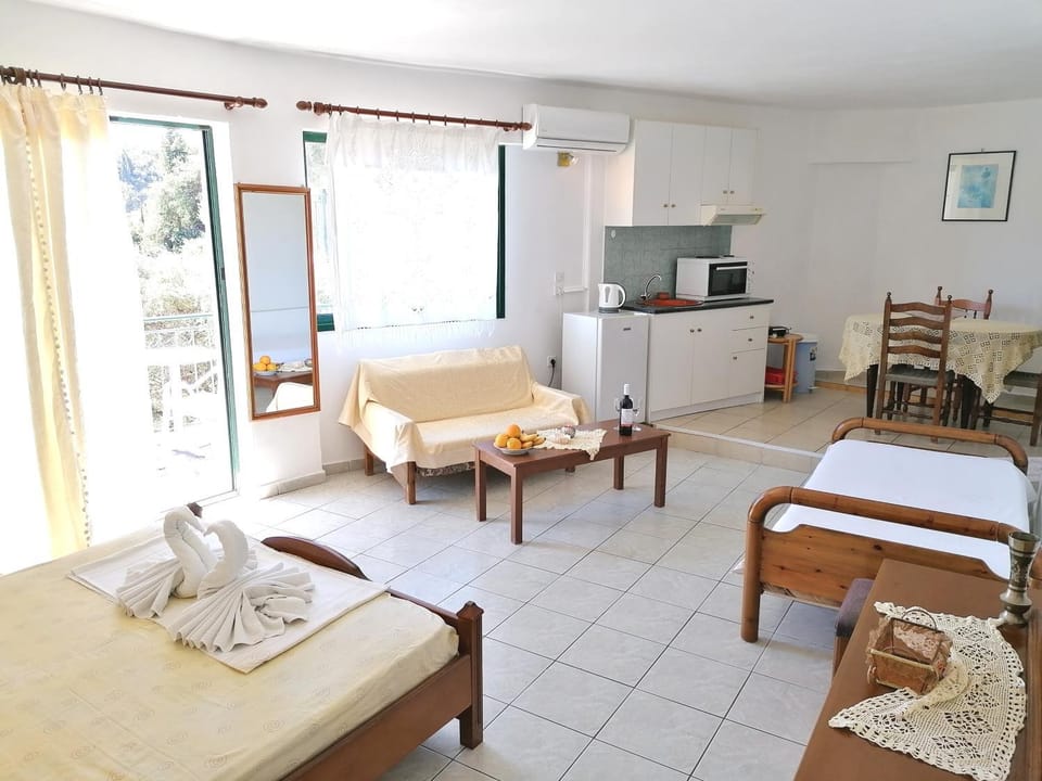 George Michalas (Vivaria Apartments) Apartment in Corfu, Greece