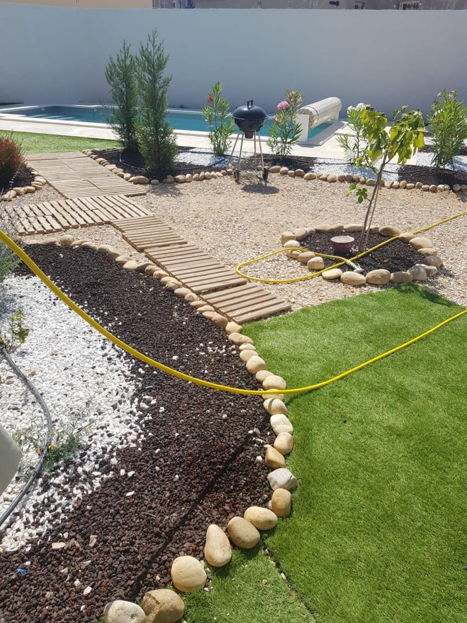 Chambre chez Ikrame Vacation rental in Mormoiron