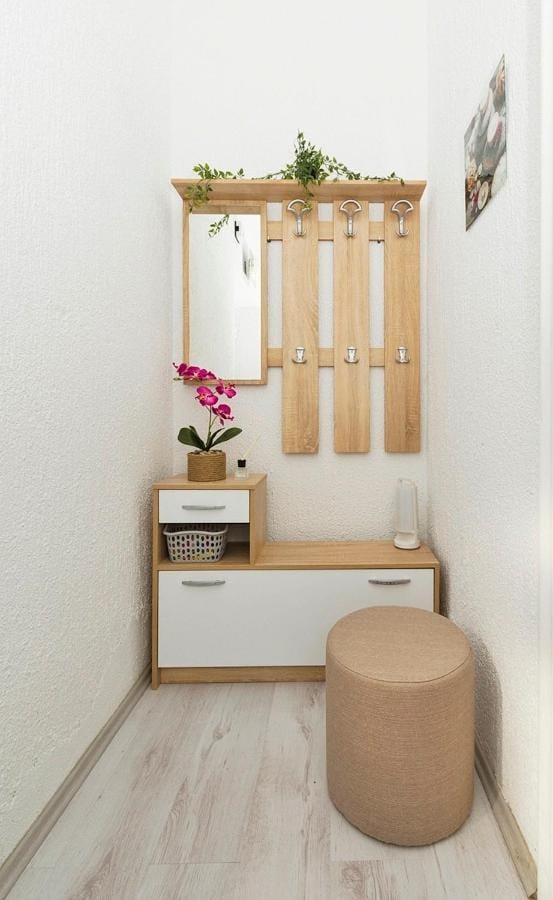 Floral studio Apartment in Pula