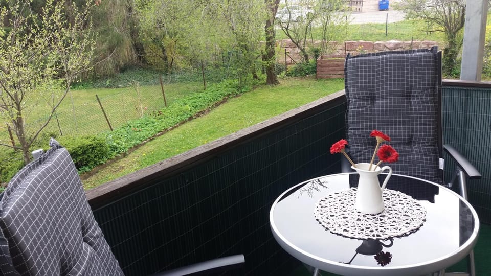 Balcony/Terrace, Garden view