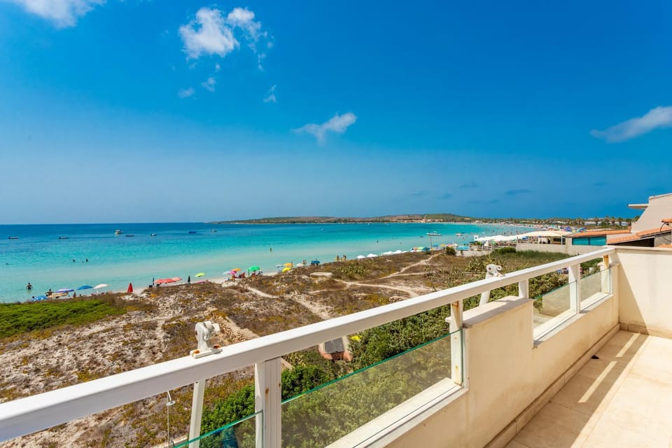 Restaurant/places to eat, Balcony/Terrace, Beach, Sea view