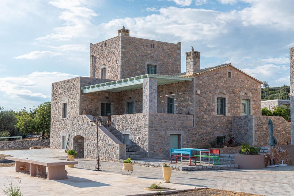Villa Vasiliki Traditional House in Mani with Sea View Villa in Peloponnese Region