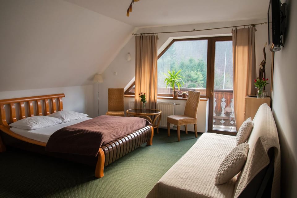 Willa Pod Dobrym Humorem Bed and Breakfast in Lower Silesian Voivodeship