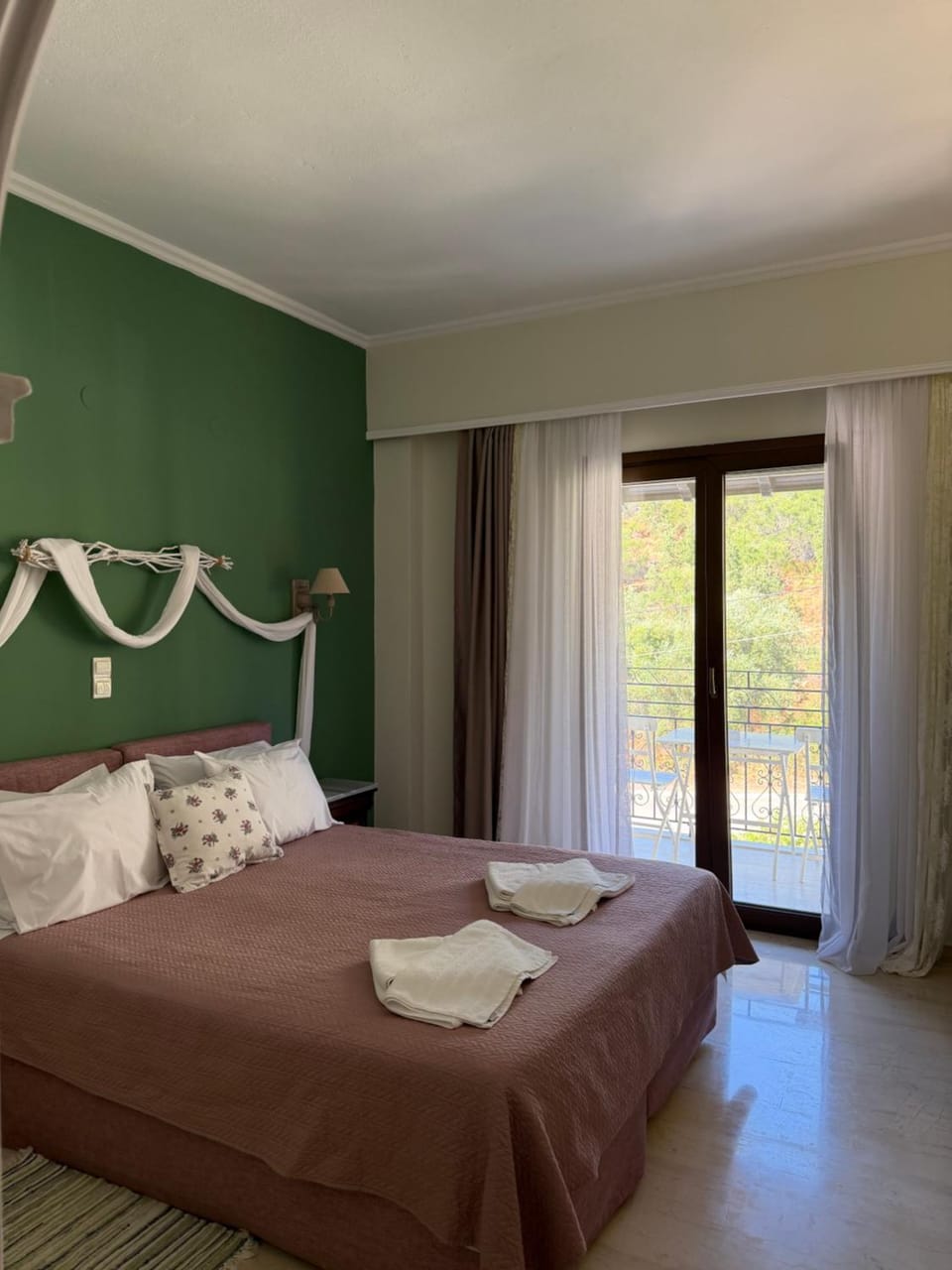 MEGA AMMOS HOTEL Hotel in Peloponnese, Western Greece and the Ionian