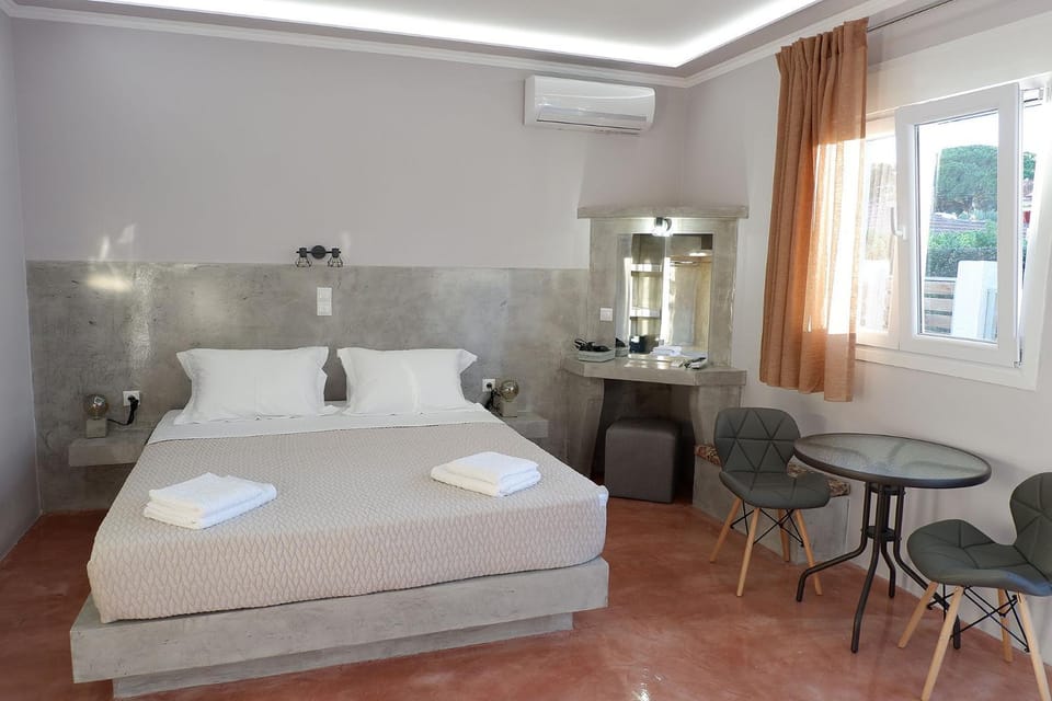 Joya Studios Apartment in Skala