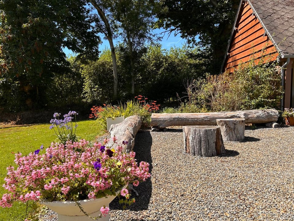 Gîte du Rochelu 4 Étoiles 5000 m2 of Garden, near to Mont Saint Michel & Granville island House in Brittany