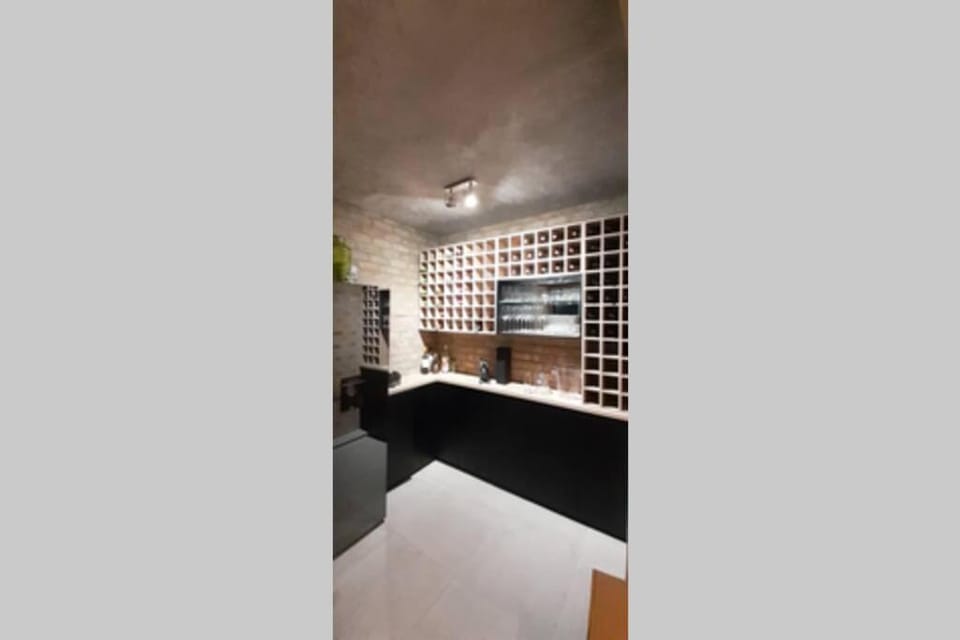 Lounge or bar