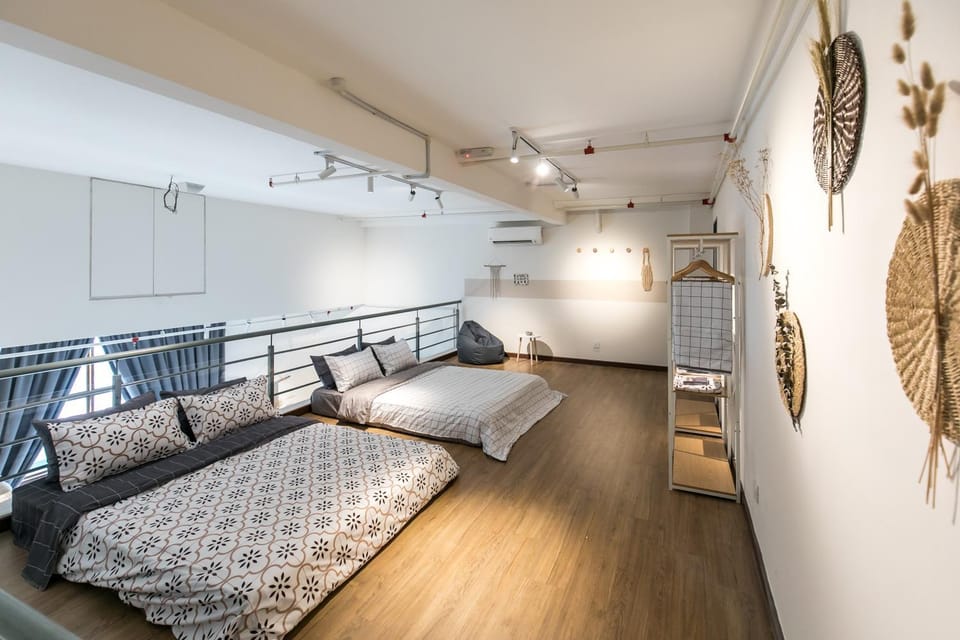 Pinnacle Duplex@6Pax-5m Walk to Paradigm Mall+WIFI Apartment in Petaling Jaya
