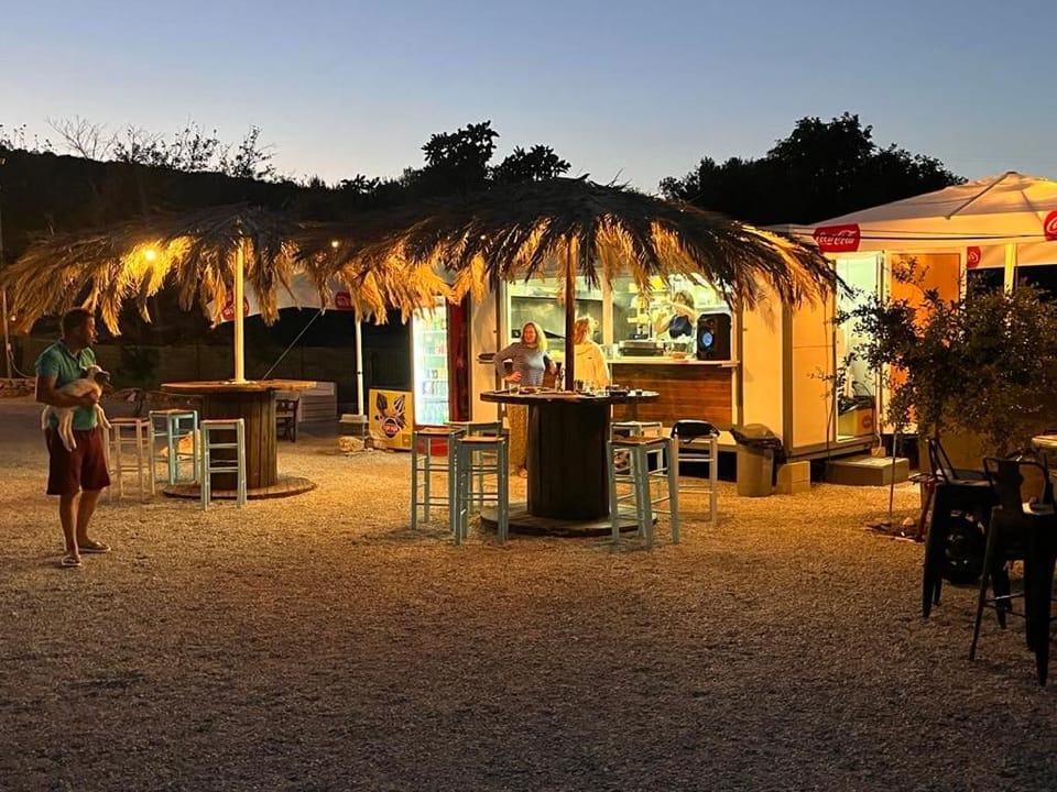 Sarris Ligaridia Apartments Apartment in Naxos, Naxos and Lesser Cyclades, Greece