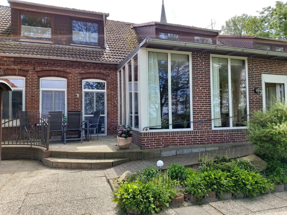 Property building, Balcony/Terrace