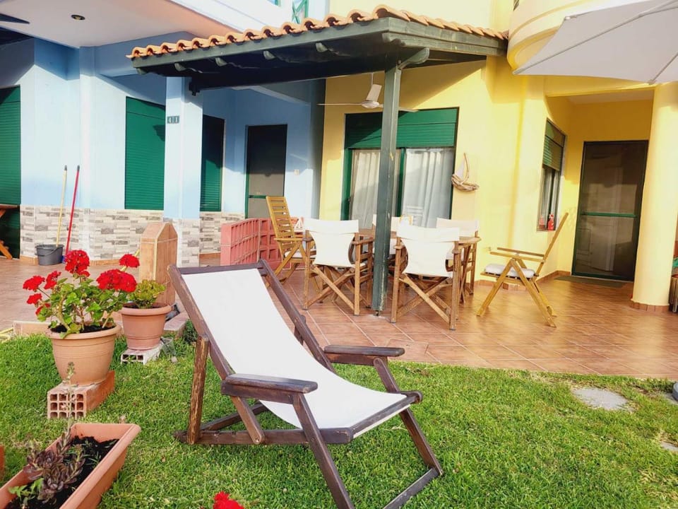 Property building, Garden